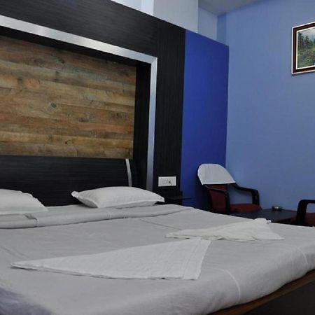 Hotel Barbareek Shillong Kültér fotó