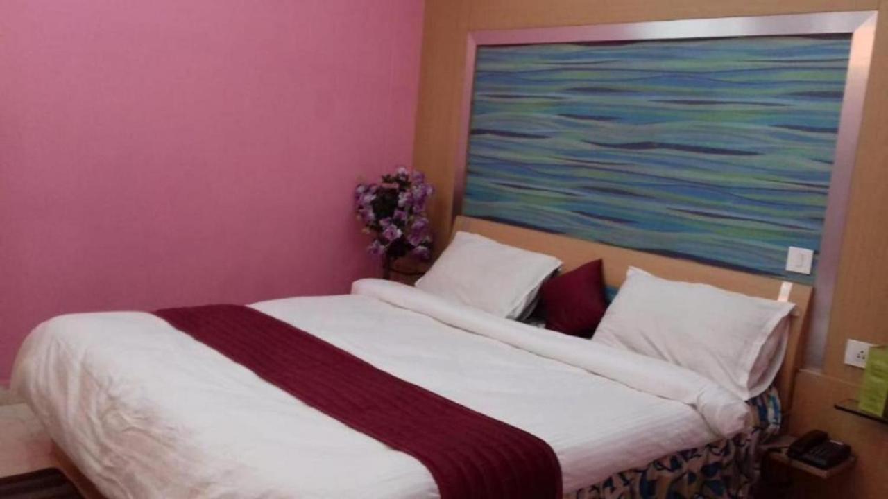 Hotel Barbareek Shillong Kültér fotó