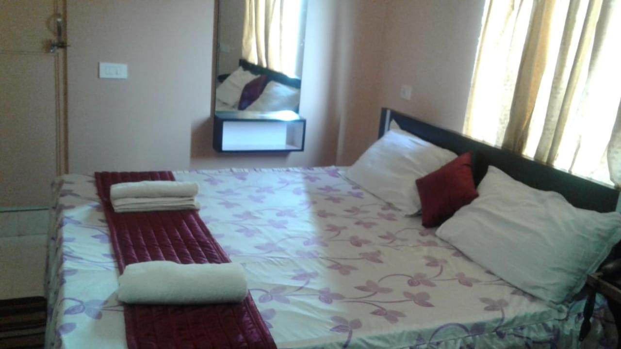 Hotel Barbareek Shillong Kültér fotó