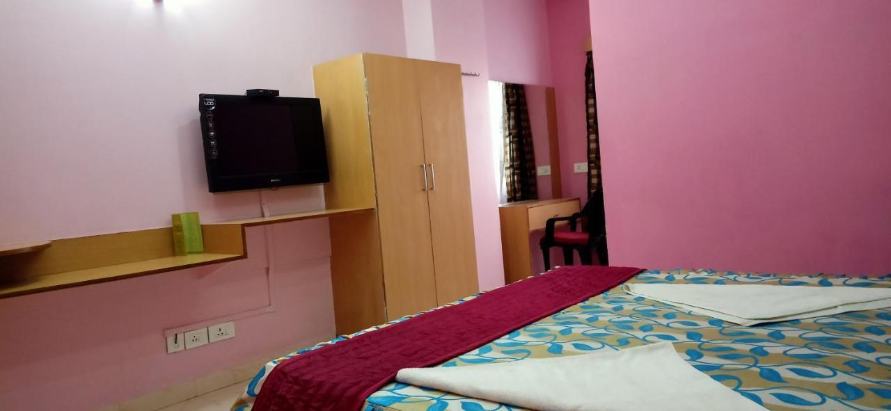 Hotel Barbareek Shillong Kültér fotó