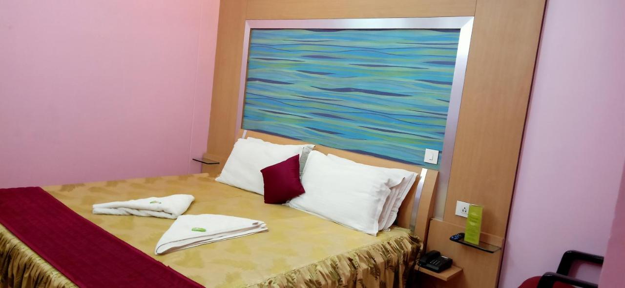 Hotel Barbareek Shillong Kültér fotó