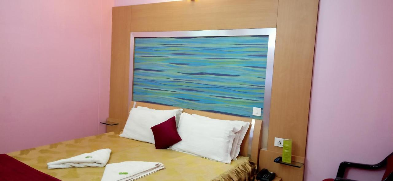 Hotel Barbareek Shillong Kültér fotó
