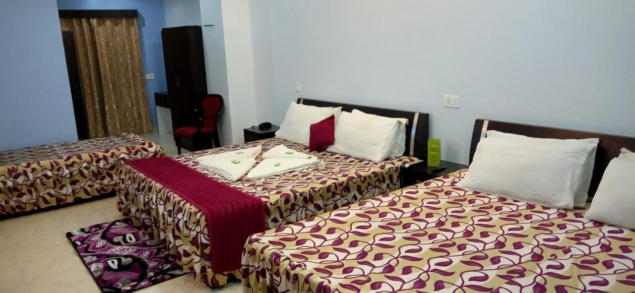 Hotel Barbareek Shillong Kültér fotó