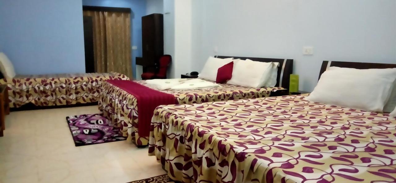 Hotel Barbareek Shillong Kültér fotó