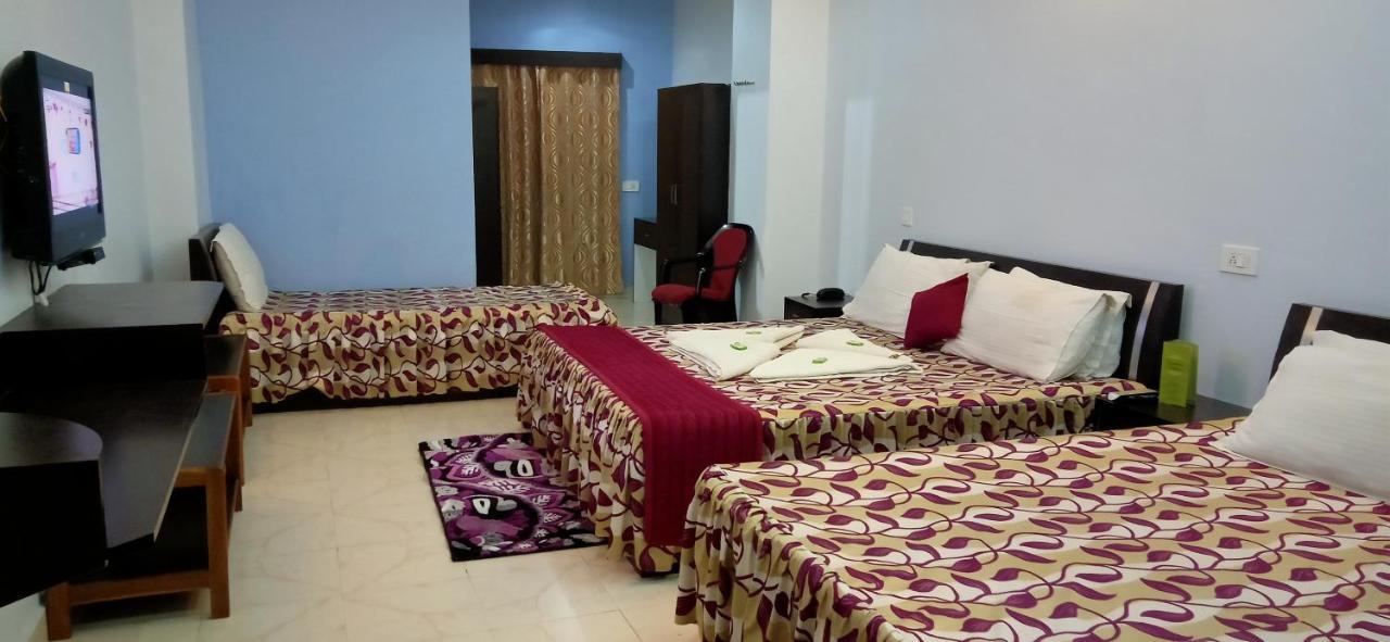 Hotel Barbareek Shillong Kültér fotó