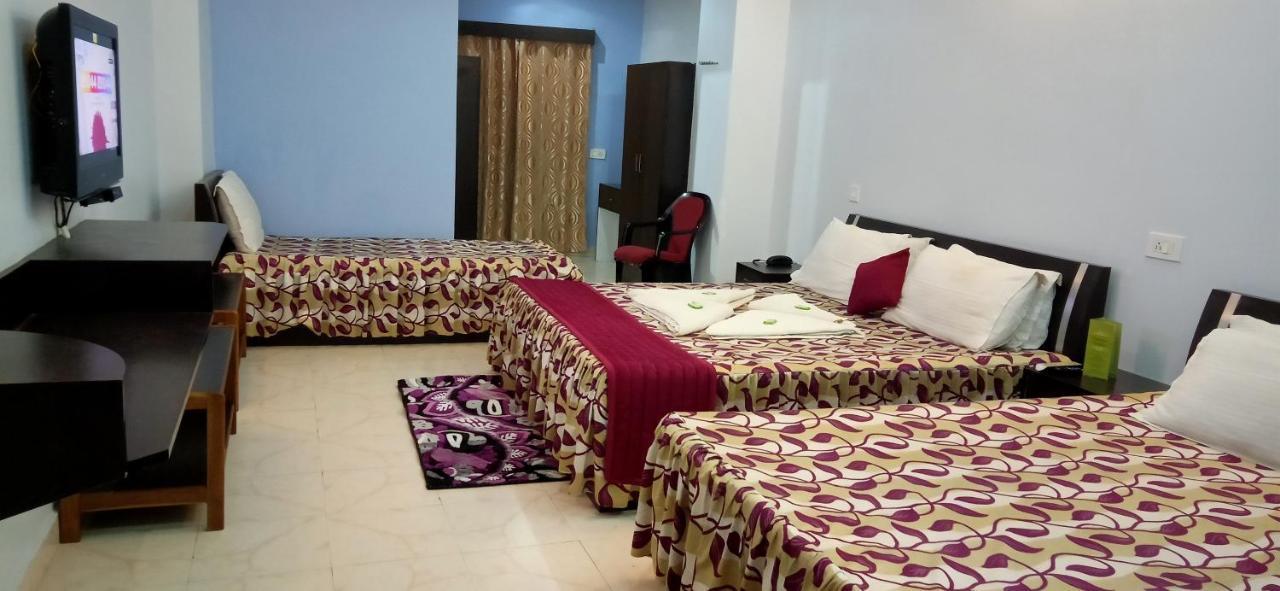Hotel Barbareek Shillong Kültér fotó