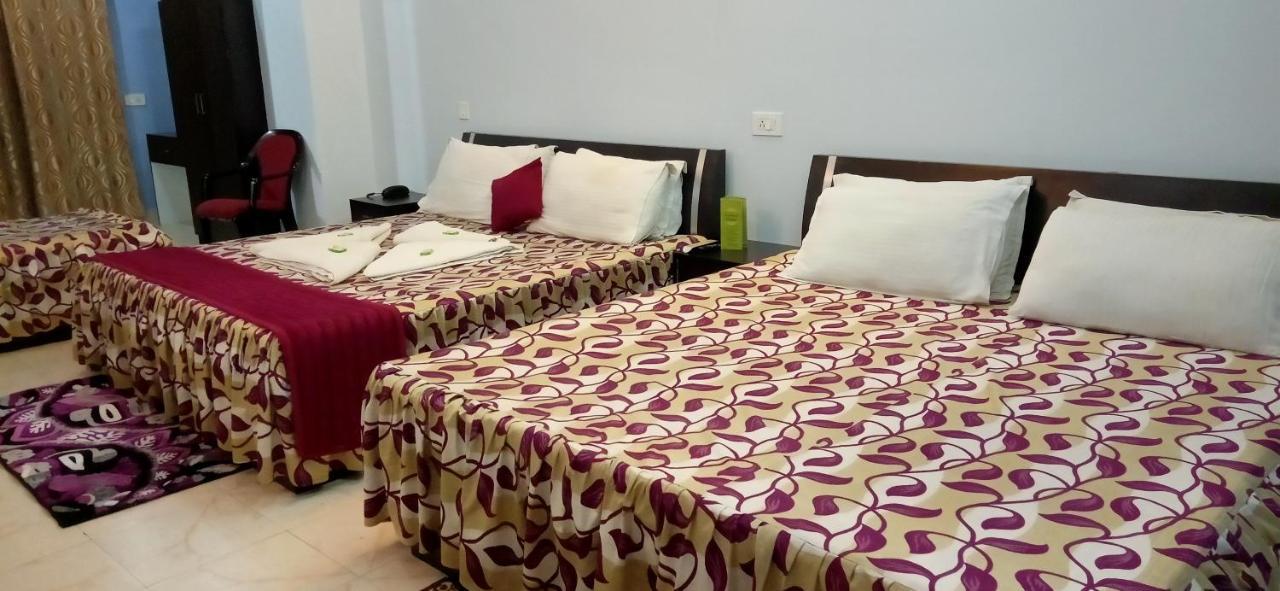 Hotel Barbareek Shillong Kültér fotó
